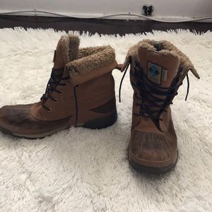 Columbia sportswear 100 grams boots 🥾